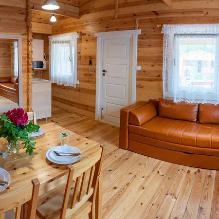 Lodge Stacja Lato Dla Rodzin Z Dziecmi *