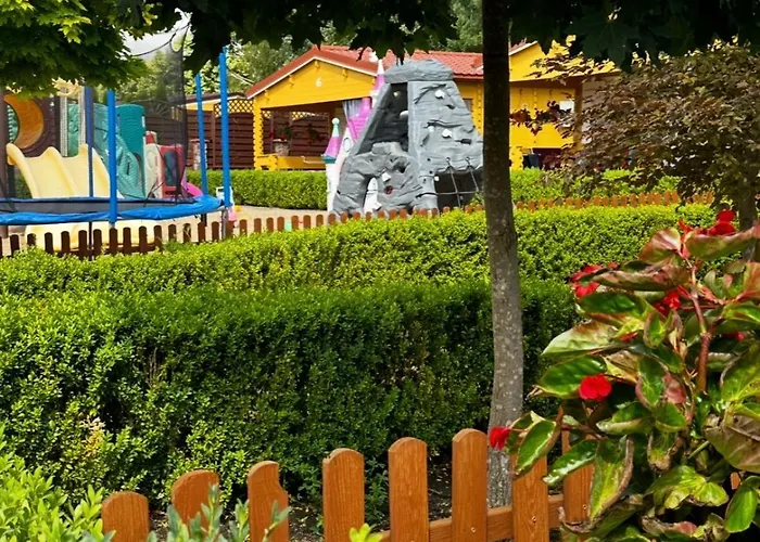 Lodge Stacja Lato Dla Rodzin Z Dziecmi *